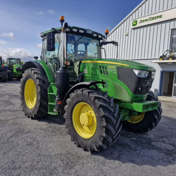 2019 John Deere 6145R