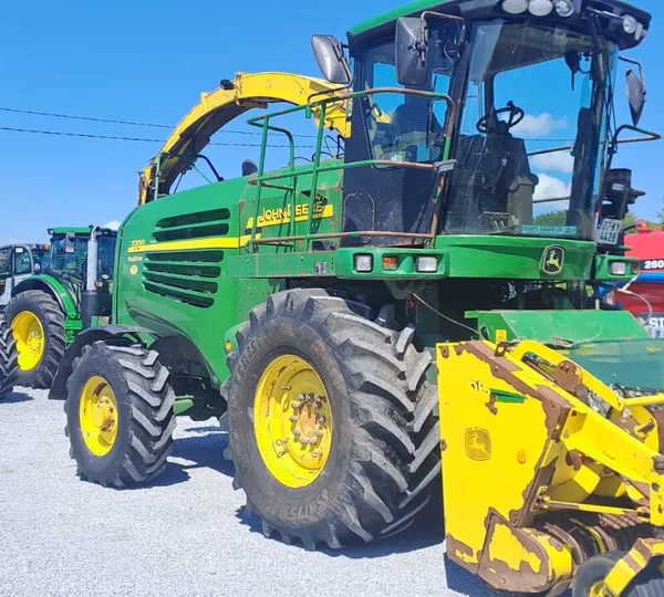 John Deere 7700 SPFH