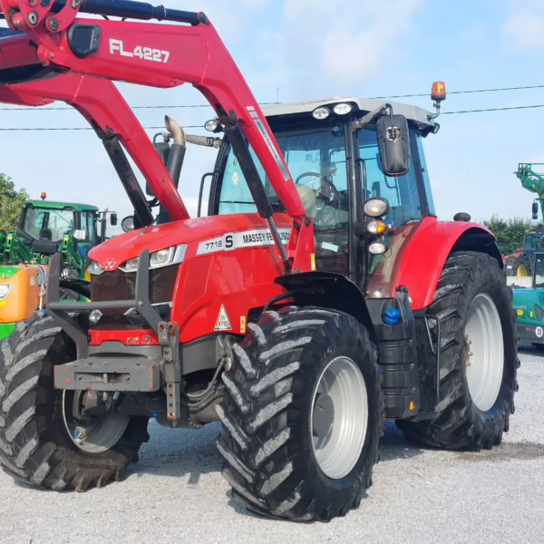 Massey Ferguson 7718s