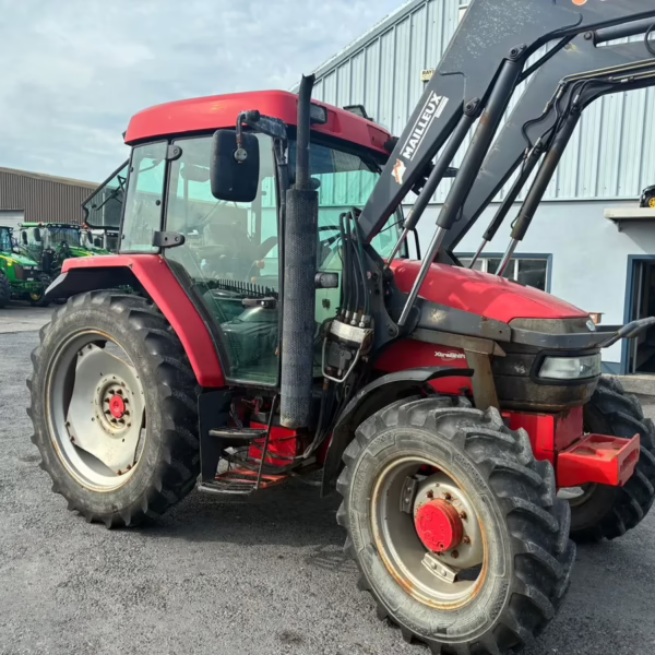 2005 McCormick CX105