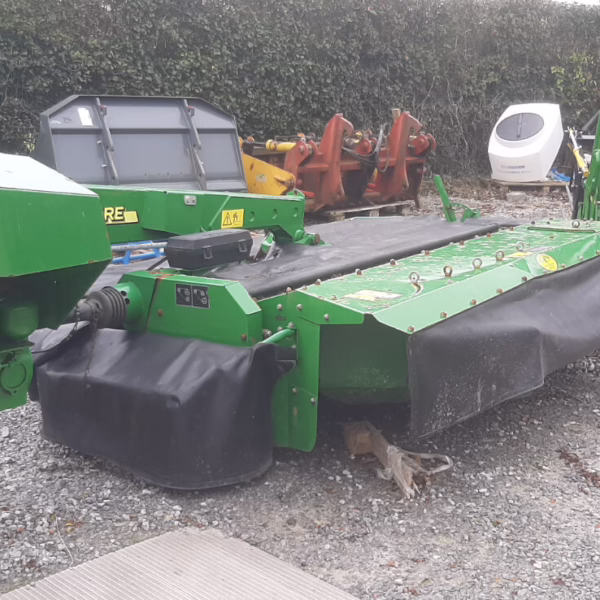 John Deere 331 Rear Mounted Mower