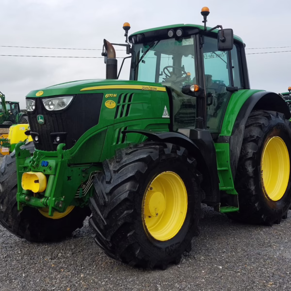 2014 John Deere 6170M