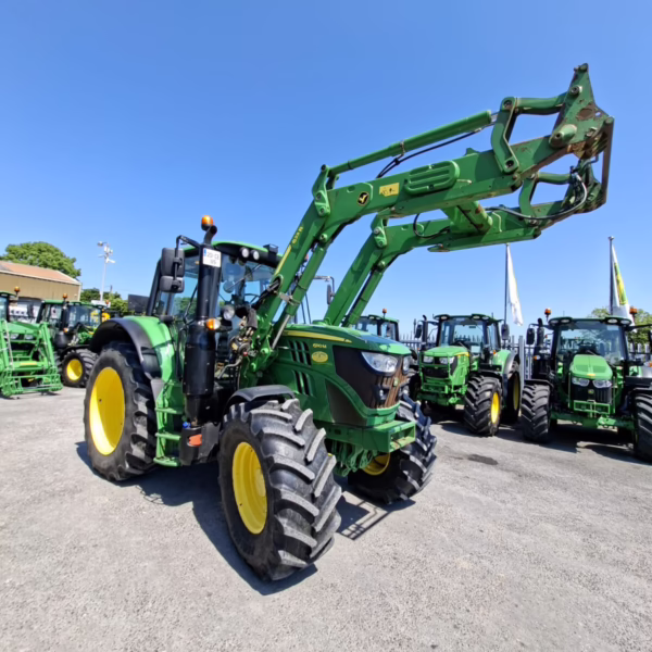 2020 John Deere 6110M
