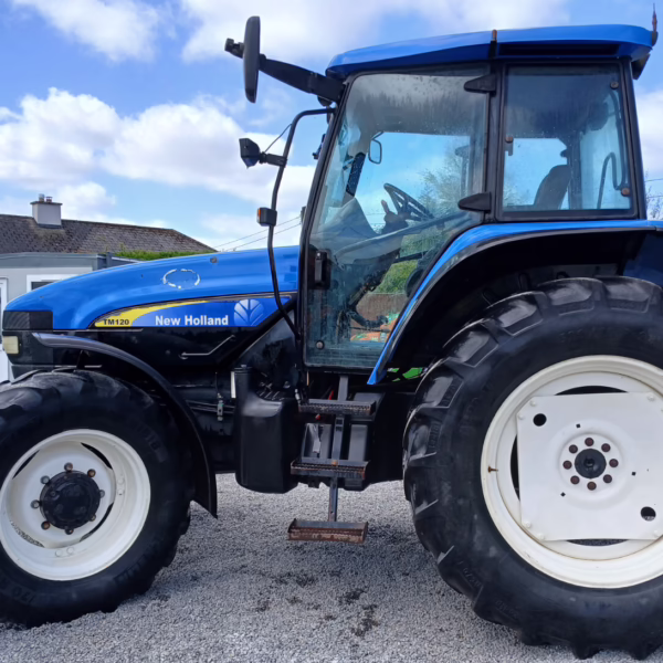 2004 New Holland TM120