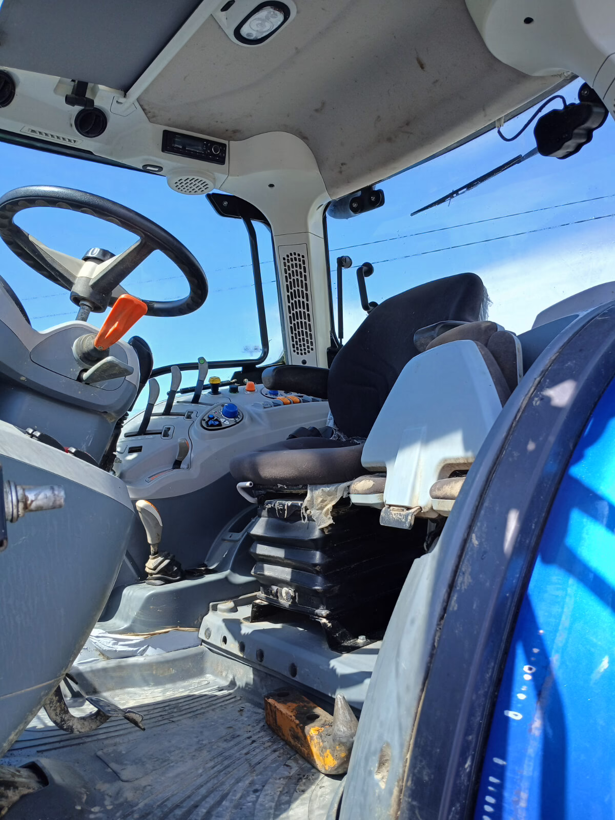 Landini 6- 135H tractor for sale - Image 7