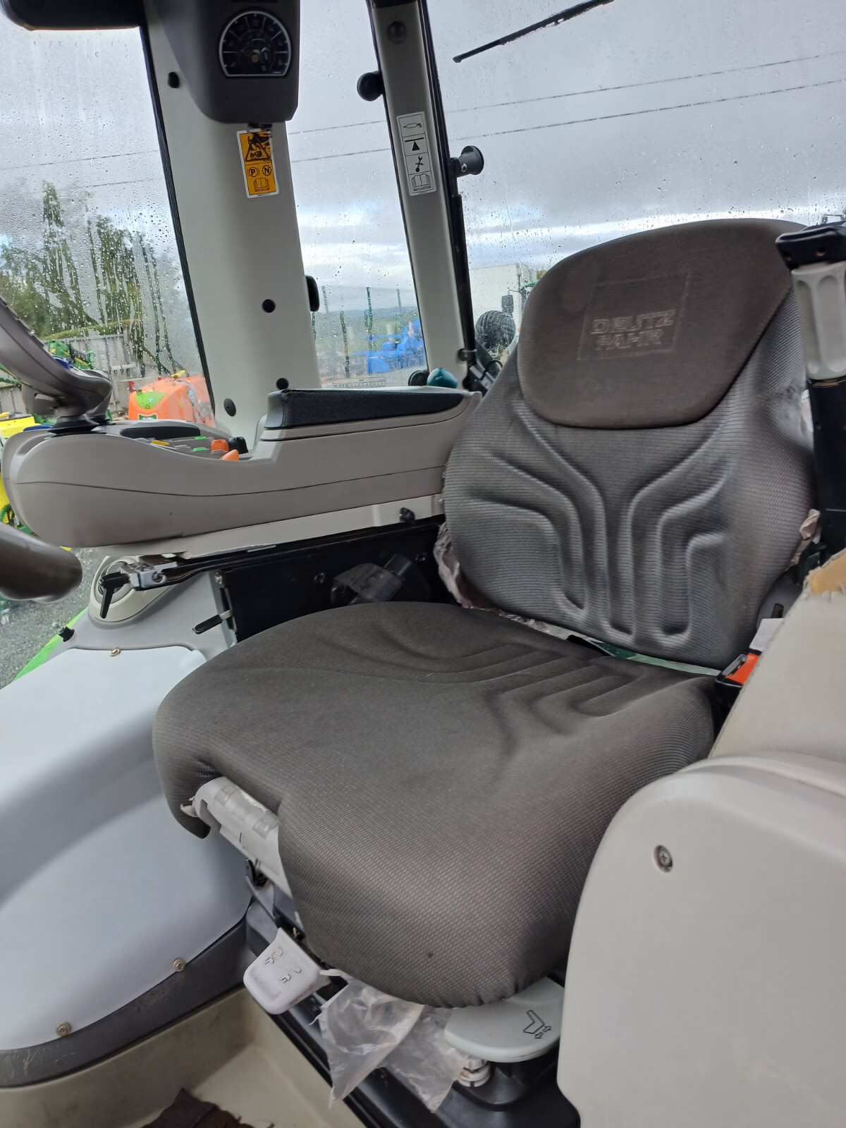 Deutz tractor for sale - Image 6